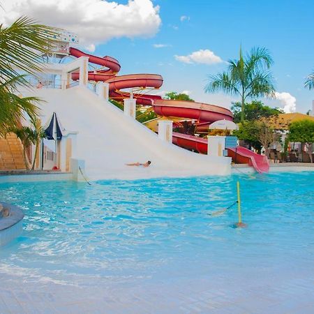 Lacqua Diroma -Cn Hospedagem Hotel Caldas Novas Ngoại thất bức ảnh